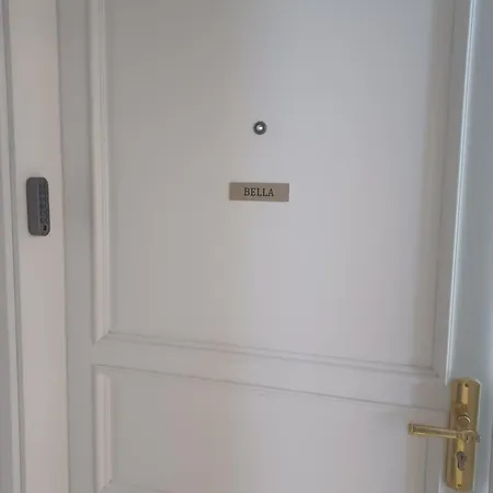 Bella Apartment *